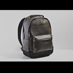 Unofish camo genuine Italian leather backpack